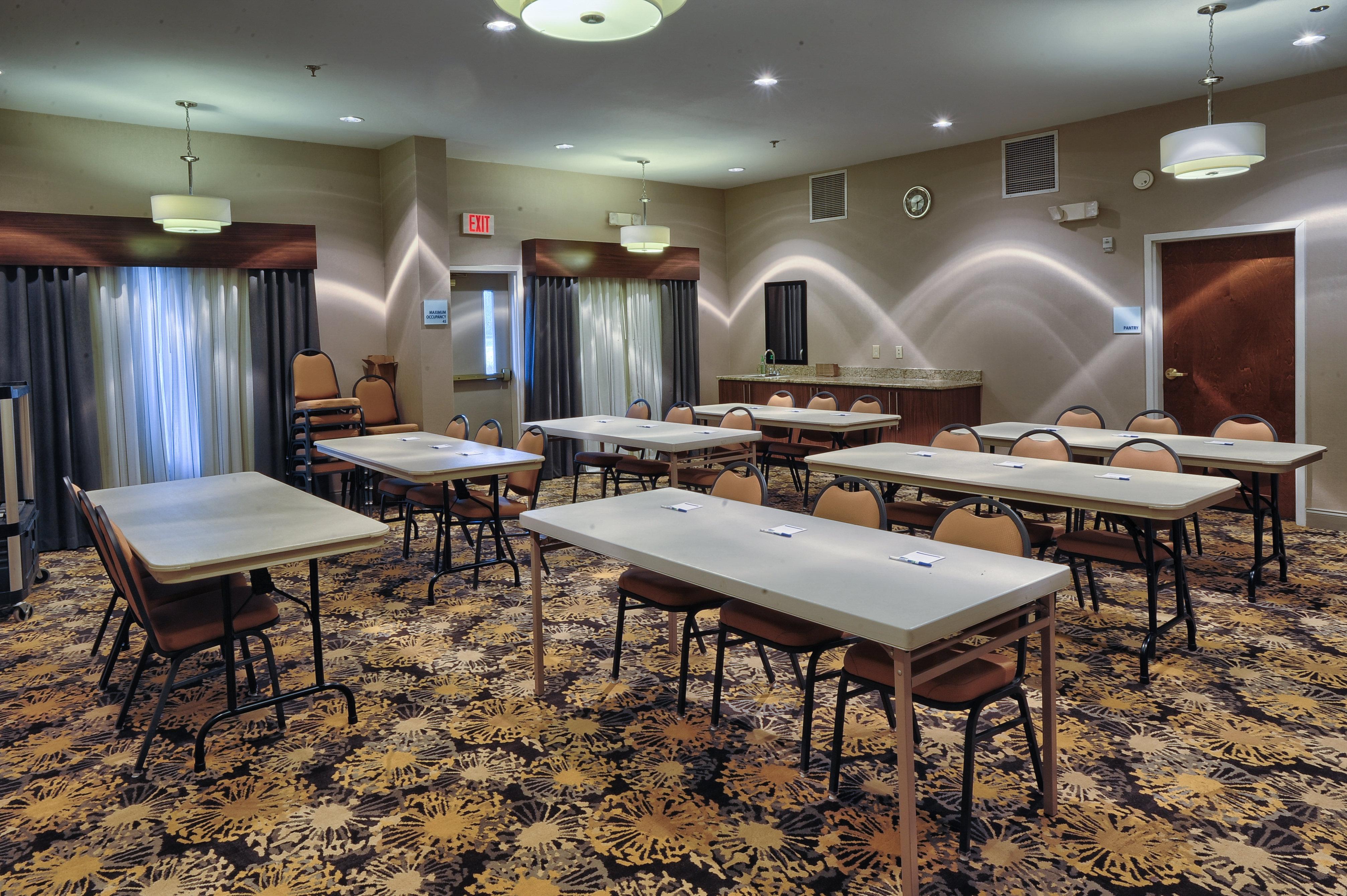 Holiday Inn Express Hotel & Suites Pell City Exteriör bild