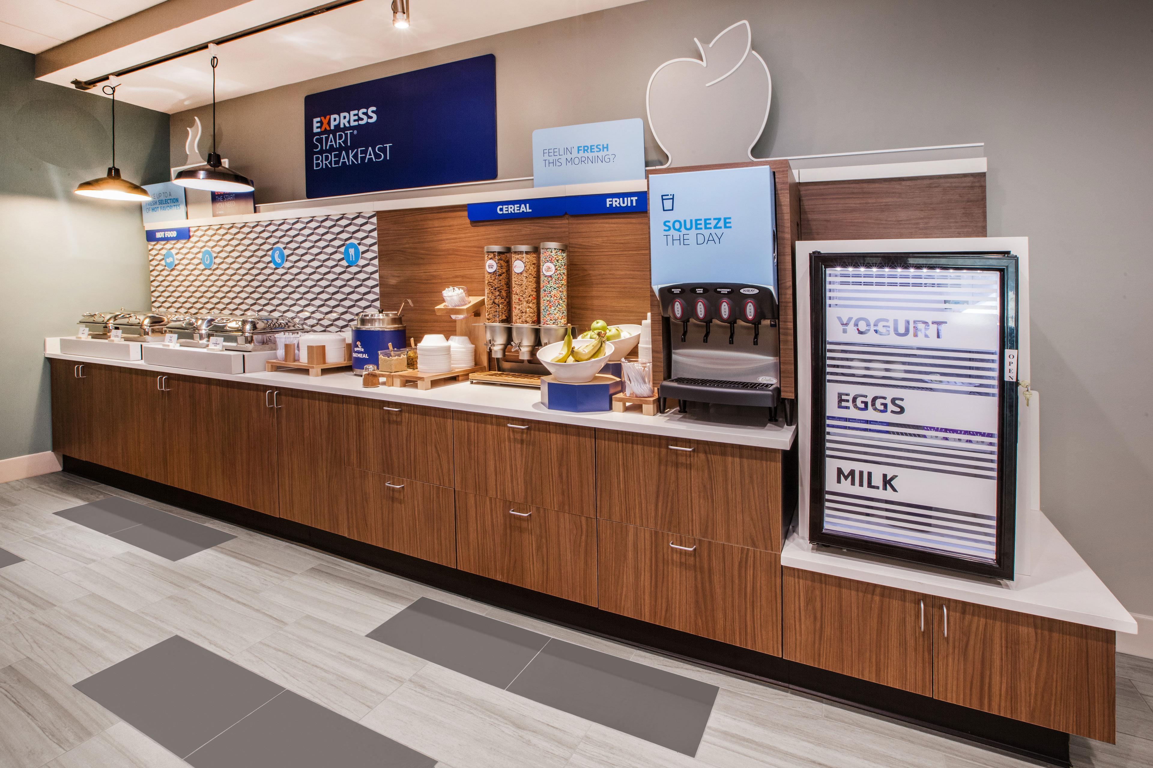 Holiday Inn Express Hotel & Suites Pell City Exteriör bild