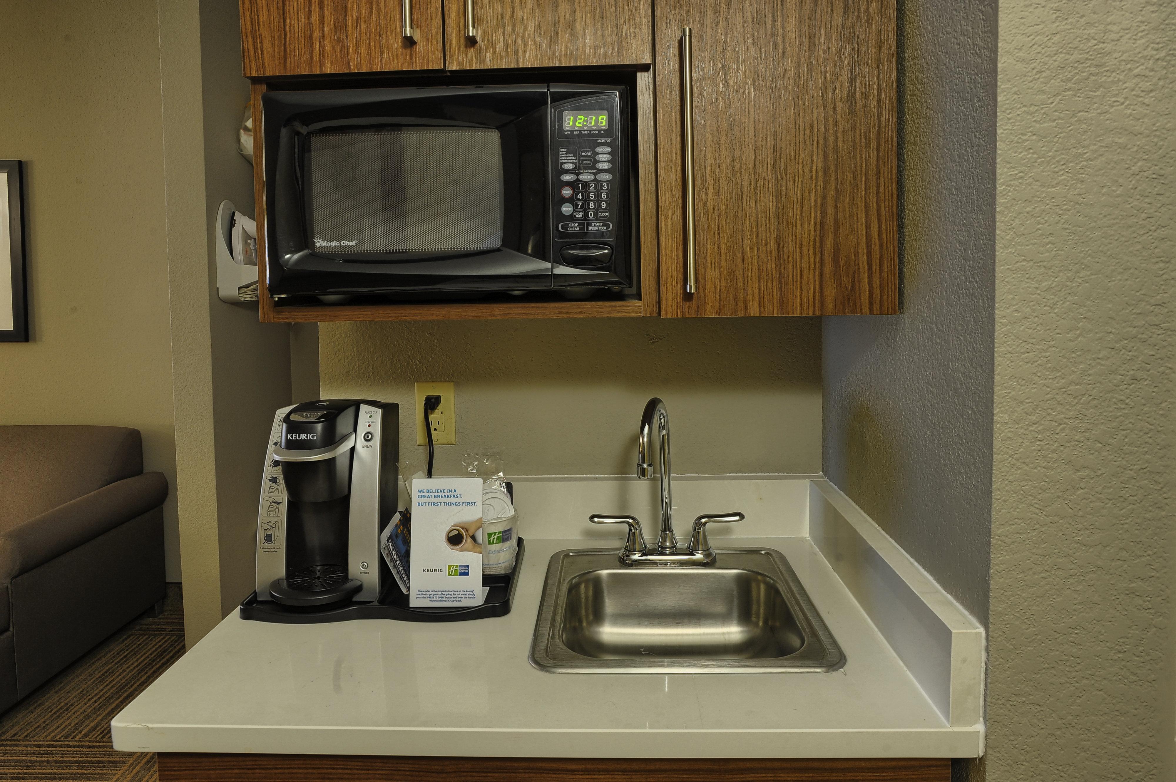 Holiday Inn Express Hotel & Suites Pell City Exteriör bild