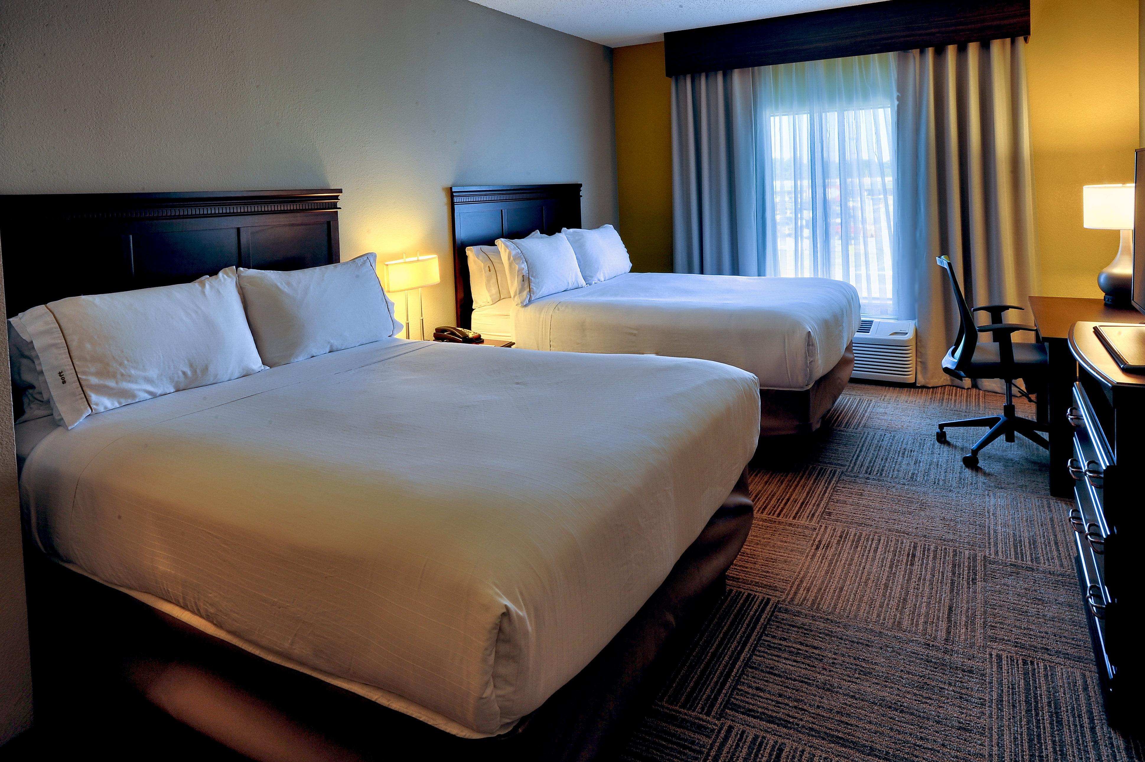 Holiday Inn Express Hotel & Suites Pell City Exteriör bild