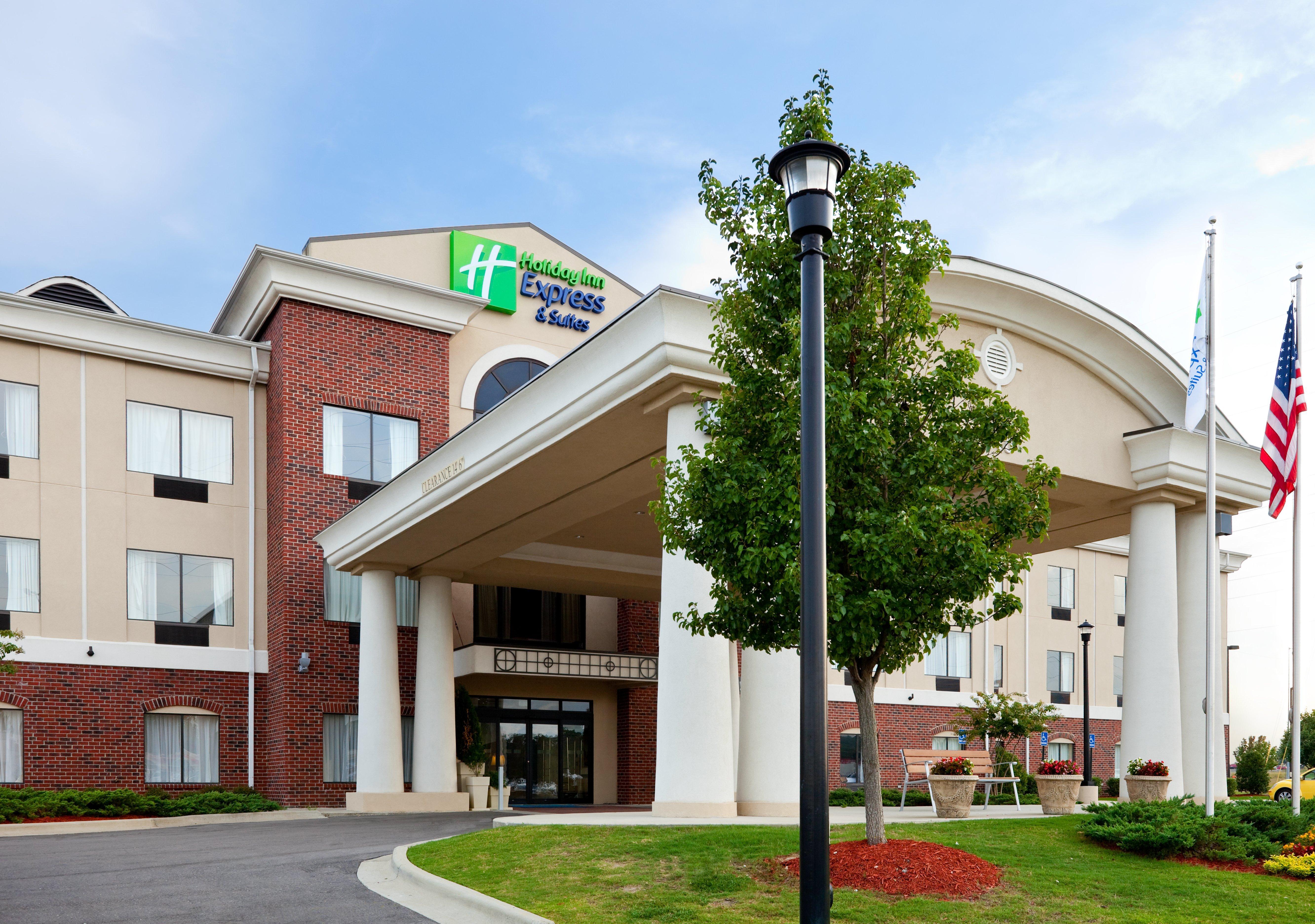 Holiday Inn Express Hotel & Suites Pell City Exteriör bild